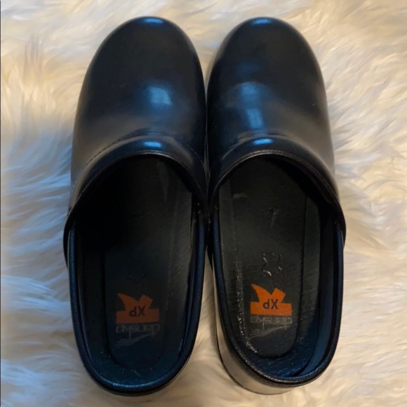 Dansko XP - Picture 2 of 4